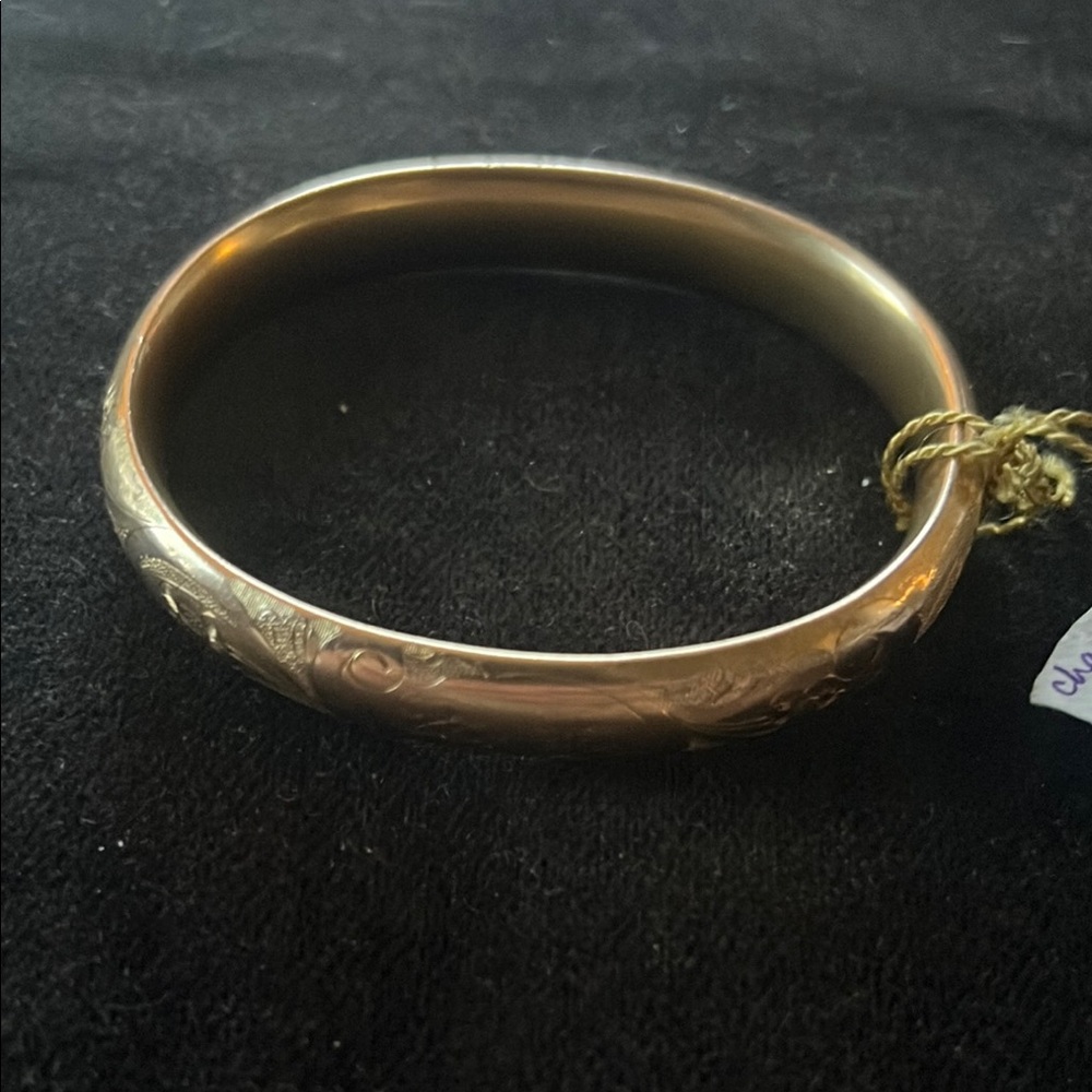 Antique Gold Bangle circa 1885 England